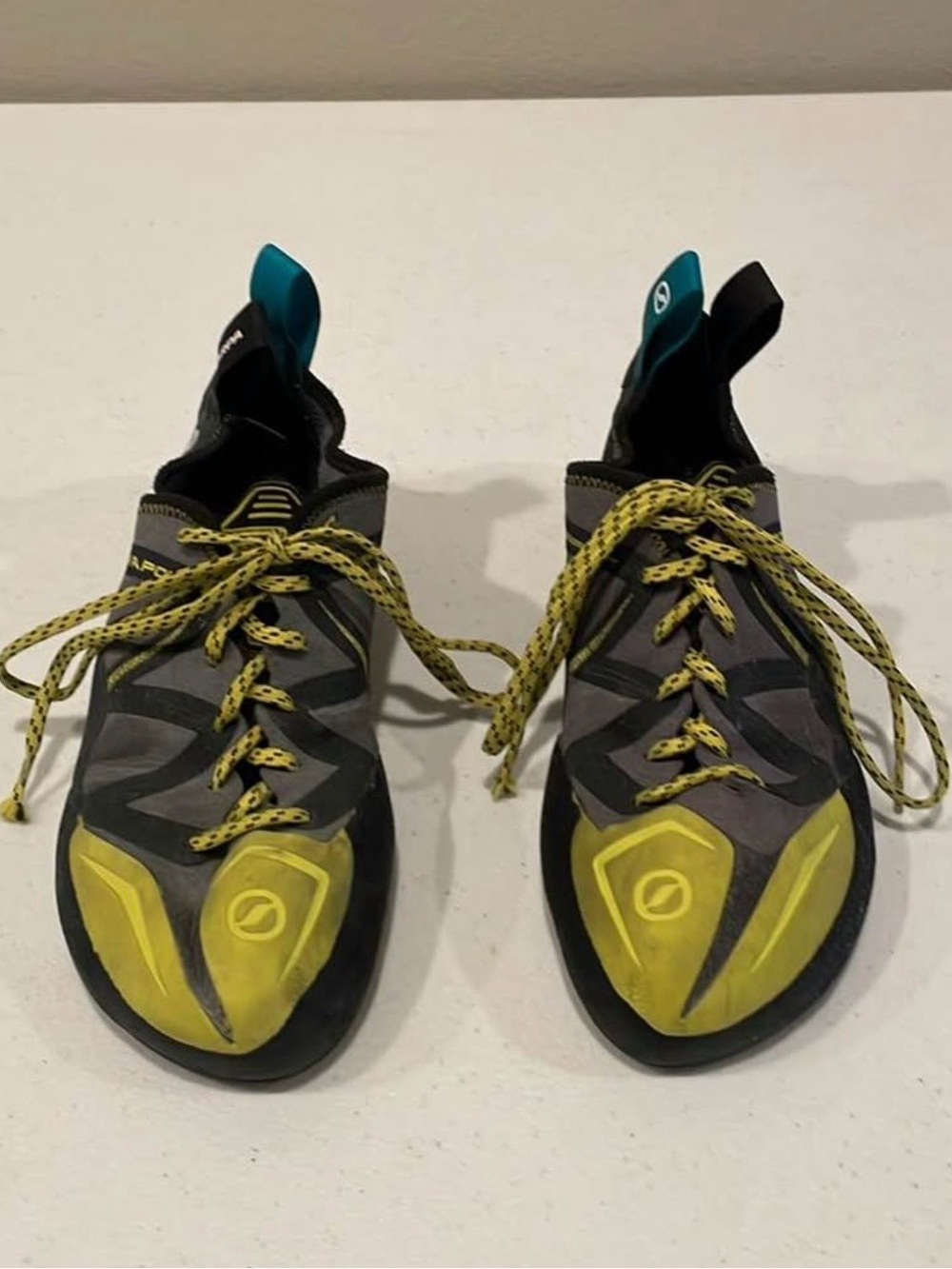 Scarpa Vapor Climbing Shoe in Yellow and Black